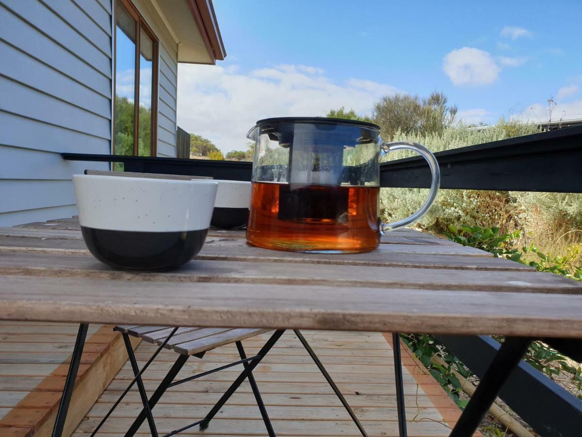 Samphire: Coorong Accommodation Meningie ภายนอก รูปภาพ