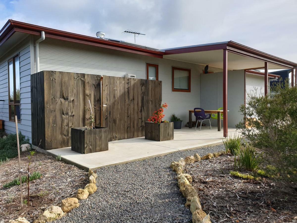 Samphire: Coorong Accommodation Meningie ภายนอก รูปภาพ